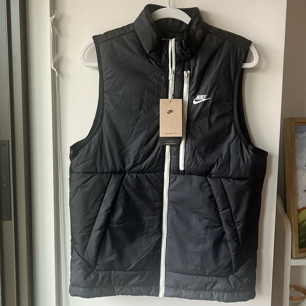 NWT Nike Men’s Therma-fit Vest